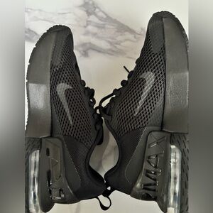 Nike Men’s Black Mesh Air Max Sneakers
